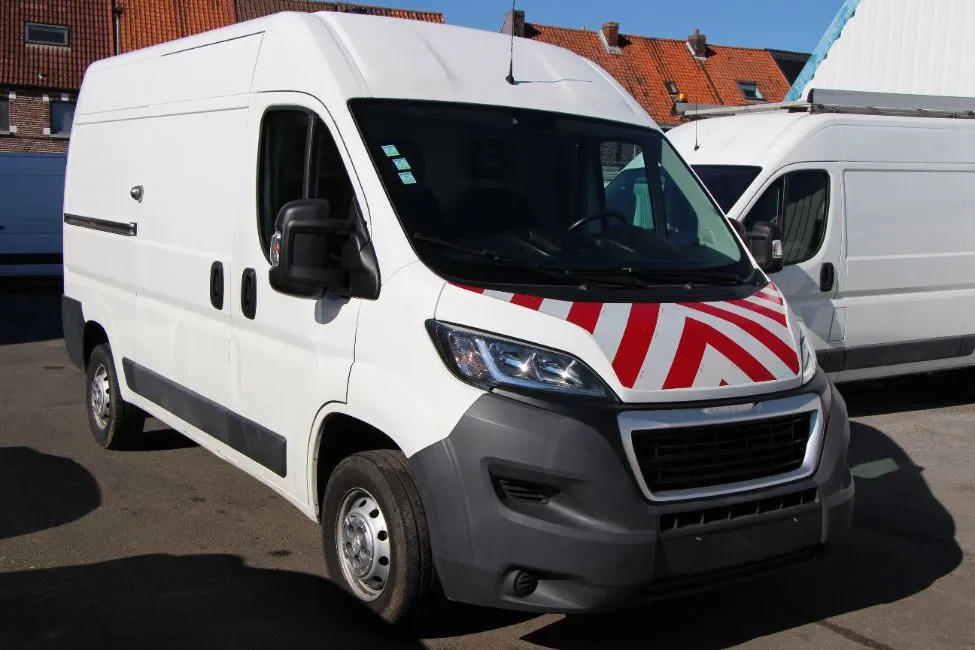 Peugeot Boxer 2.0 Hdi EU6 Airco Cruis Co. Waranty Image 3